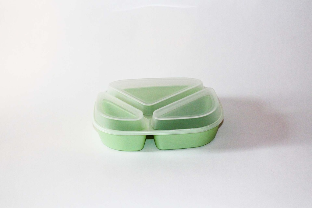 Menübox 3-geteilt 236x181x47mm mit Deckel / avocadogrün / 48 Stk.