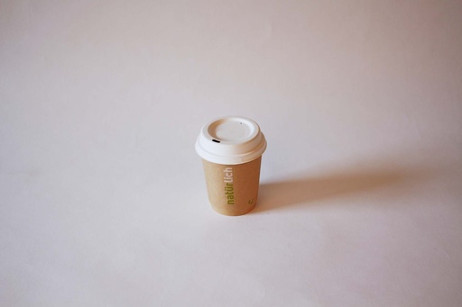 Kaffeebecher Ø80 mm 200 ml – 500 Stück, braun mit Bagassedeckel / braun / 1000 Stk.